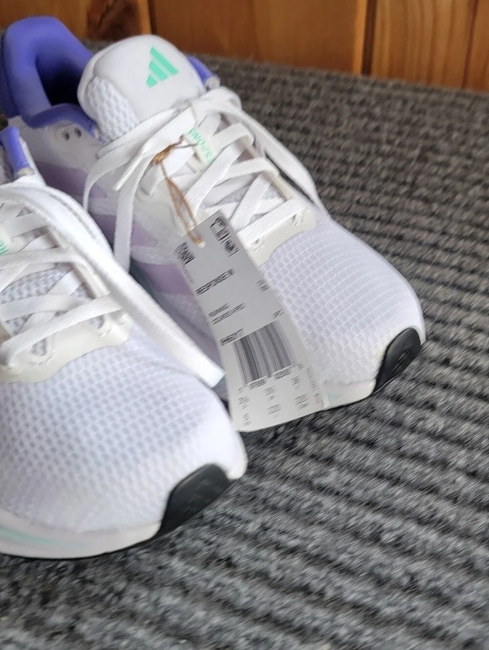 Adidas Women's Response  Running Shoe Size 5